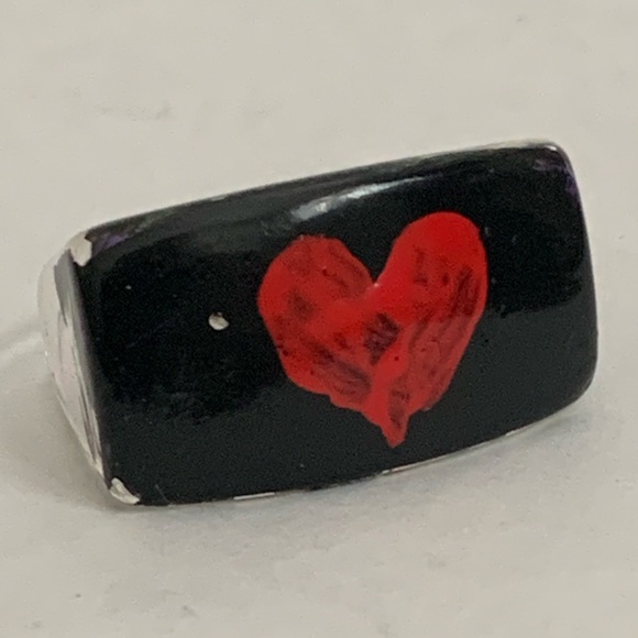 Jewelry - Vintage acrylic heart ring